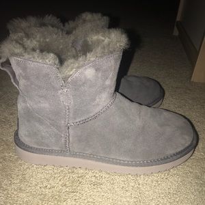 Grey purple uggs perfect condition.